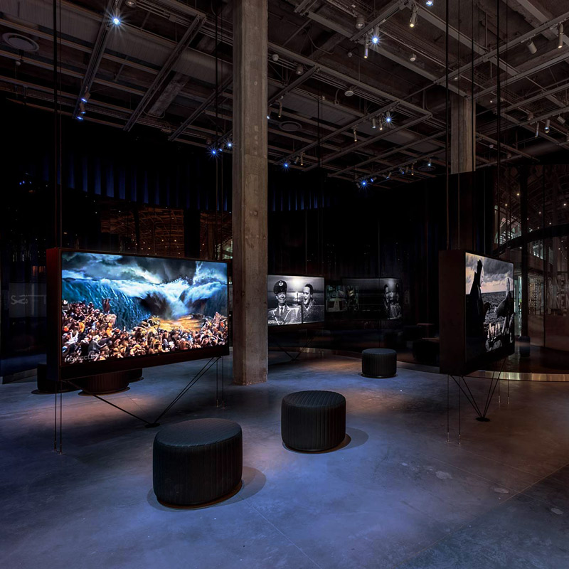 Dykstraflex-Spielberg Family Gallery